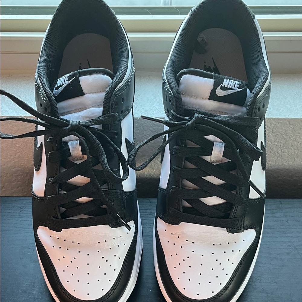 Men’s Nike Dunk Low Black and White Sneakers, worn once